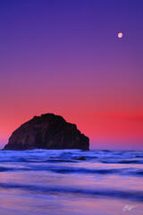 B250 Sunrise Face Rock, Face Rock Beach, Bandon, Oregon  print