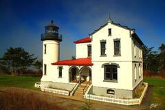 L010 Admiralty Head Lighthouse, Washington print