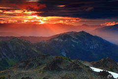 M367 Sunrays from Grand Peak, Olympics, Washington  print