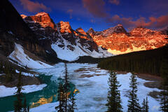 M395 Sunrise with the Ten Peak Over Moraine Lake, Banff, Canada print