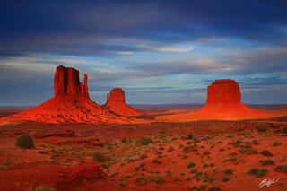 D206 Sunset on the Mittens, Monument Valley, Utah