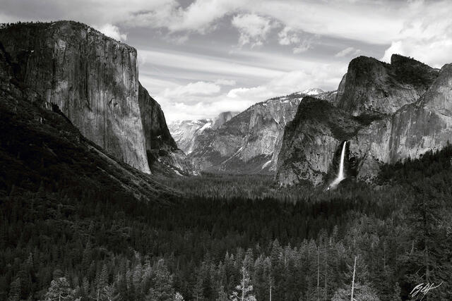 B033 Yosemite Valley from Tunnel View, California print
