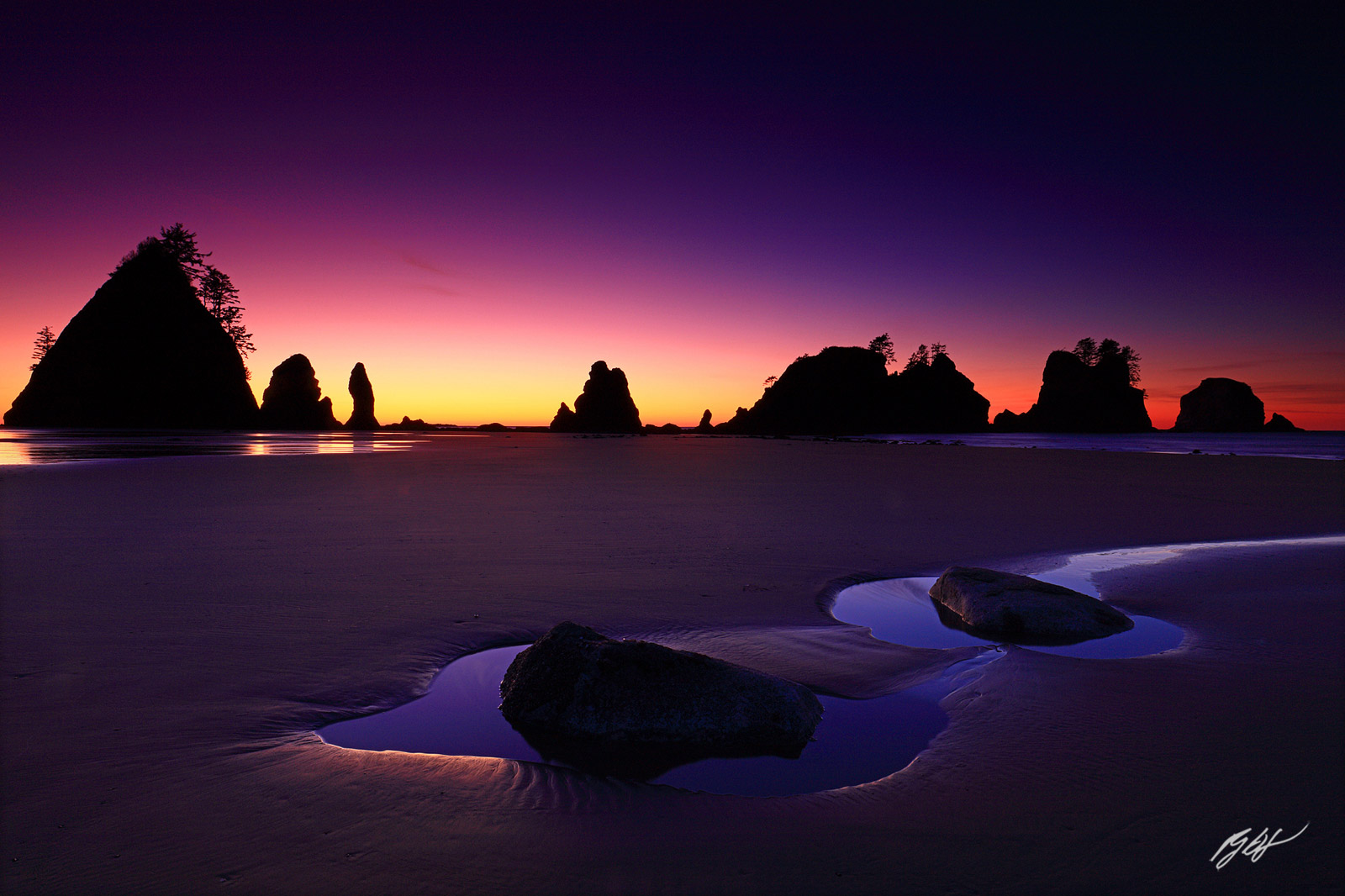 Sunset Afterglow with the Point of the Arches on Shi Shi Beach in Olympic National Park in Washington