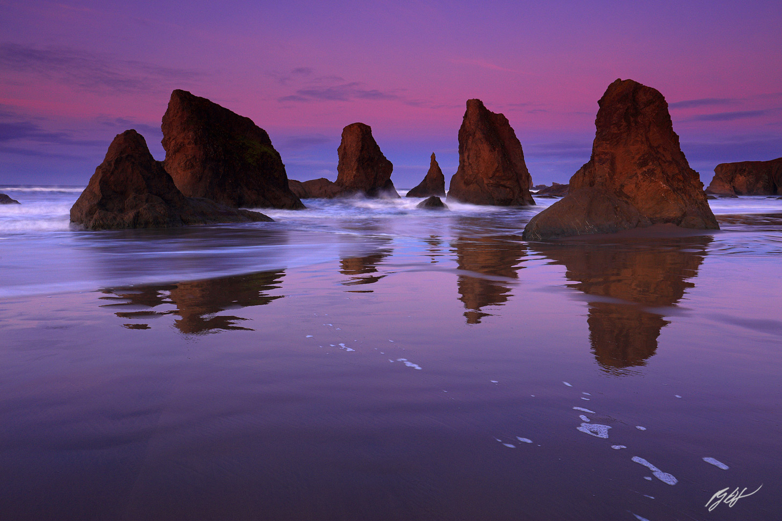 Sunrise and Sea Stacks from Face Rock Beach in Bandon on the Southern Oregon Coast