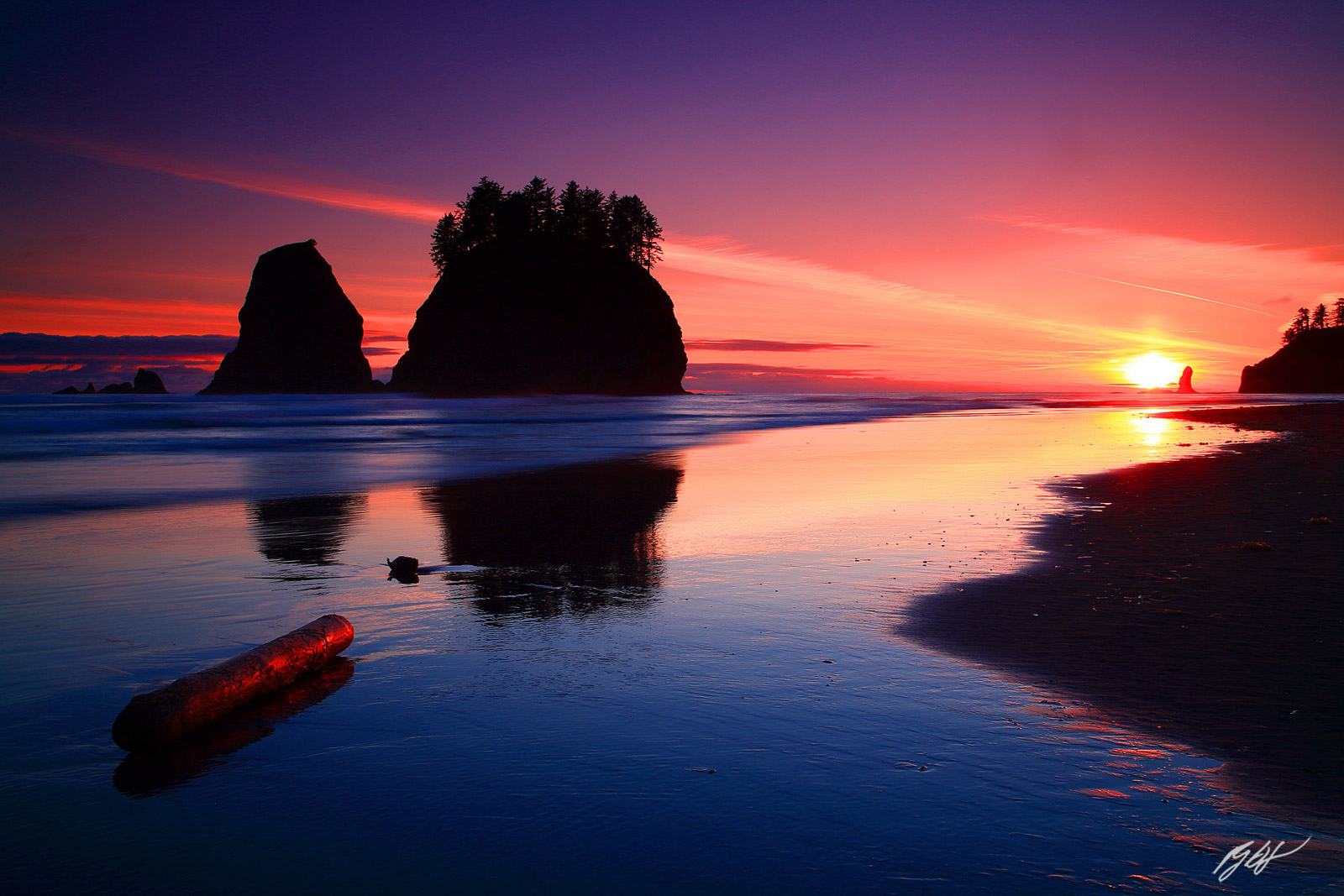 Sunset and Sea Stacks from Second Beach in Olympic National Park in Washington