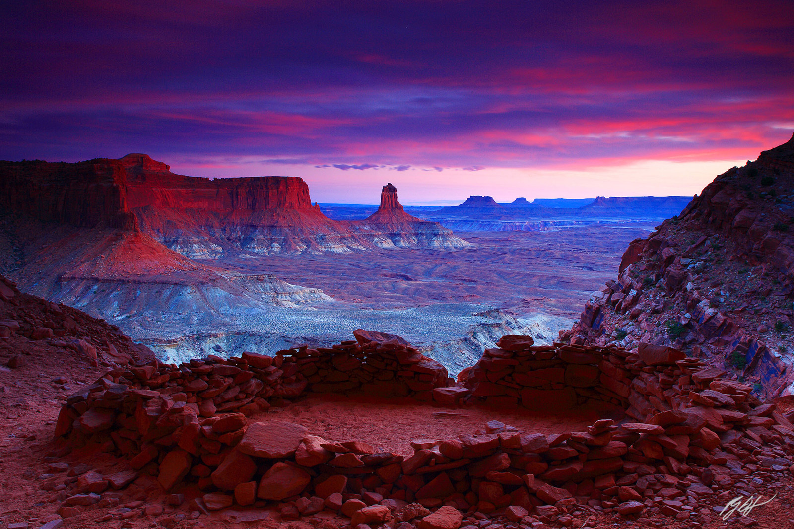 Sunset and the False Kica in Canyon Lands National Park in Utah