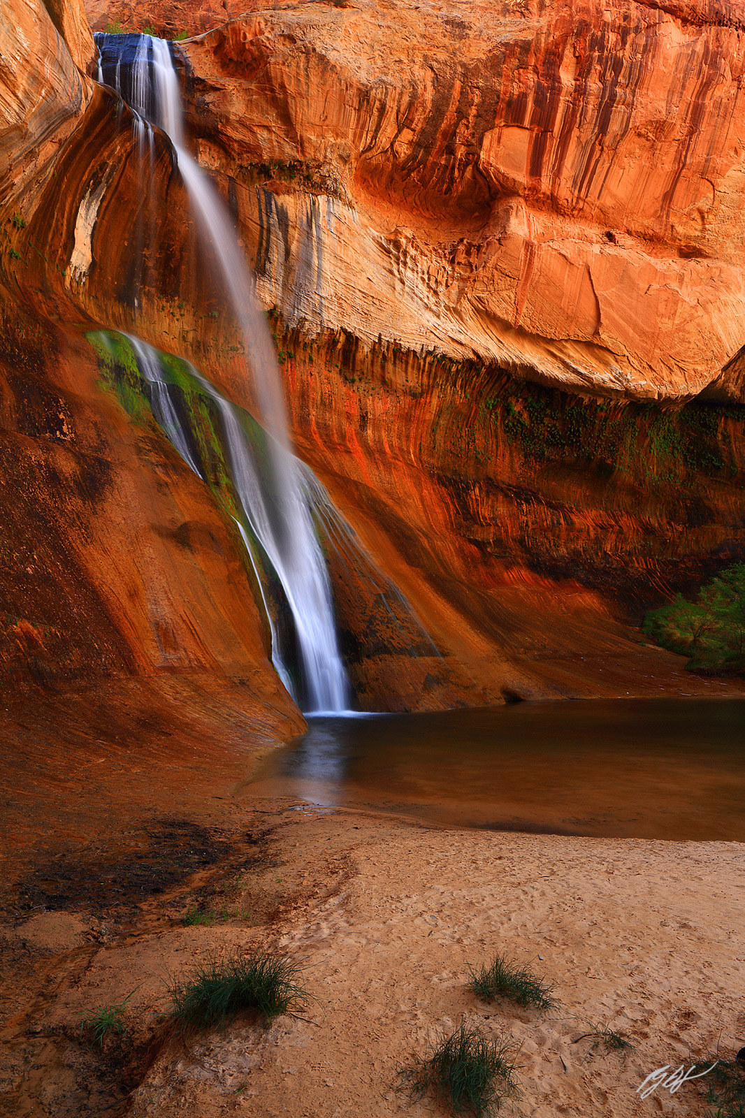Lower Calf Creek Falls in the Grand Staircase-Escalante National Monument in Utah