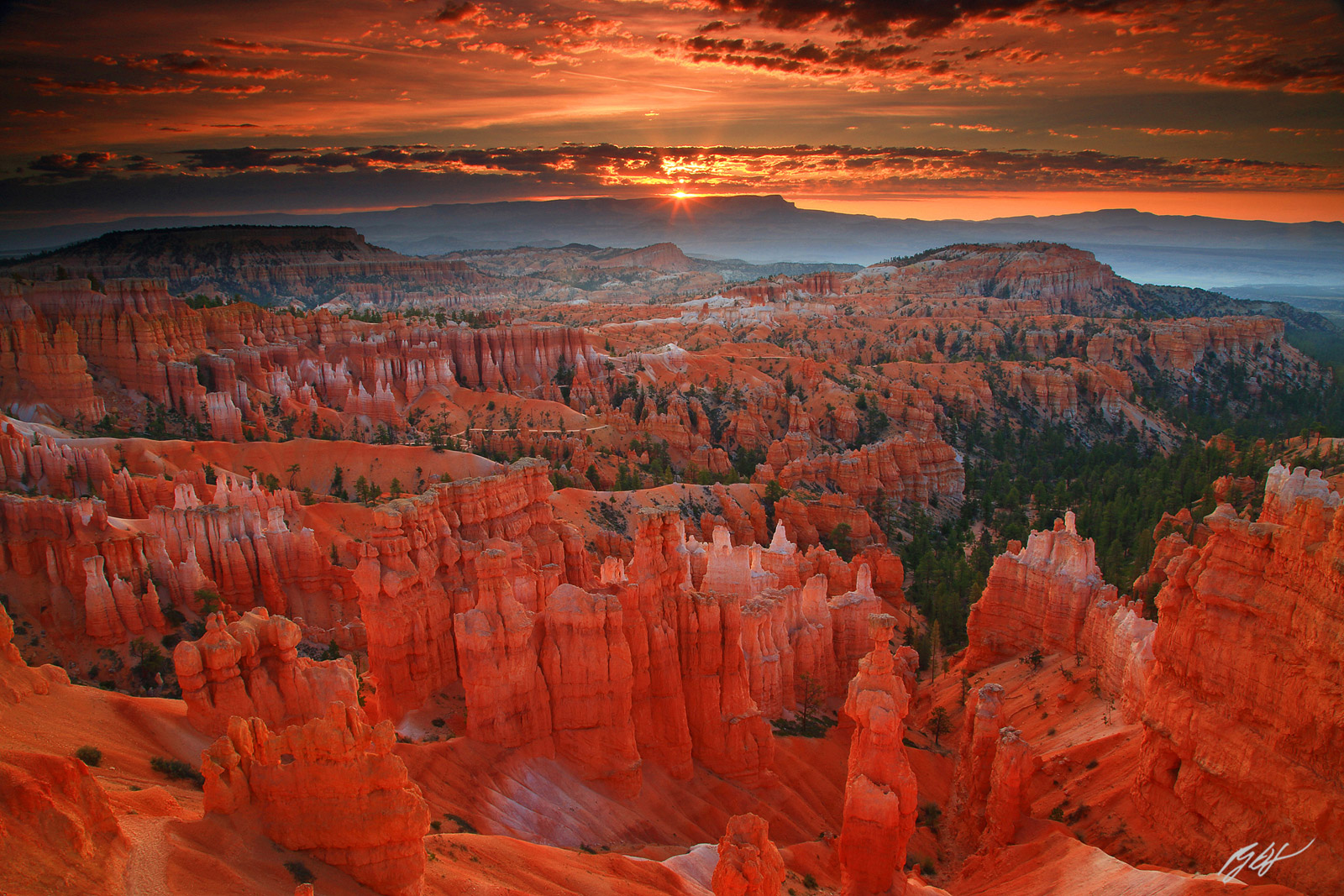 Sunrise over Hoodoos from Sunset Point in Bryce Canyon National Park in Utah
