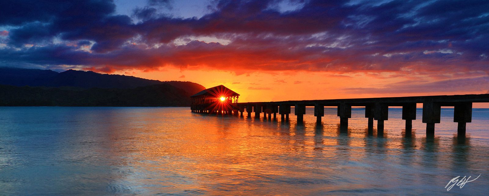 Sunset and the Hanalei Pier on the Island of Maui in Hawaii