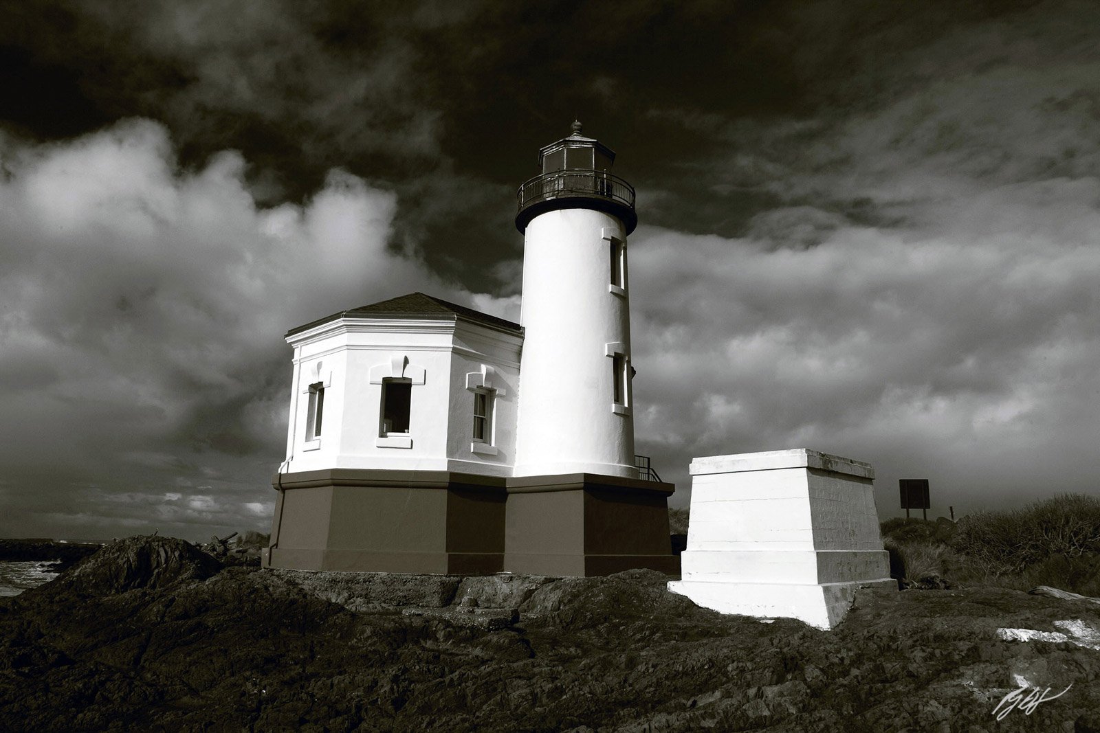 Coquille Lighthouse in Bullard's Beach State Park in Bandon Oregon