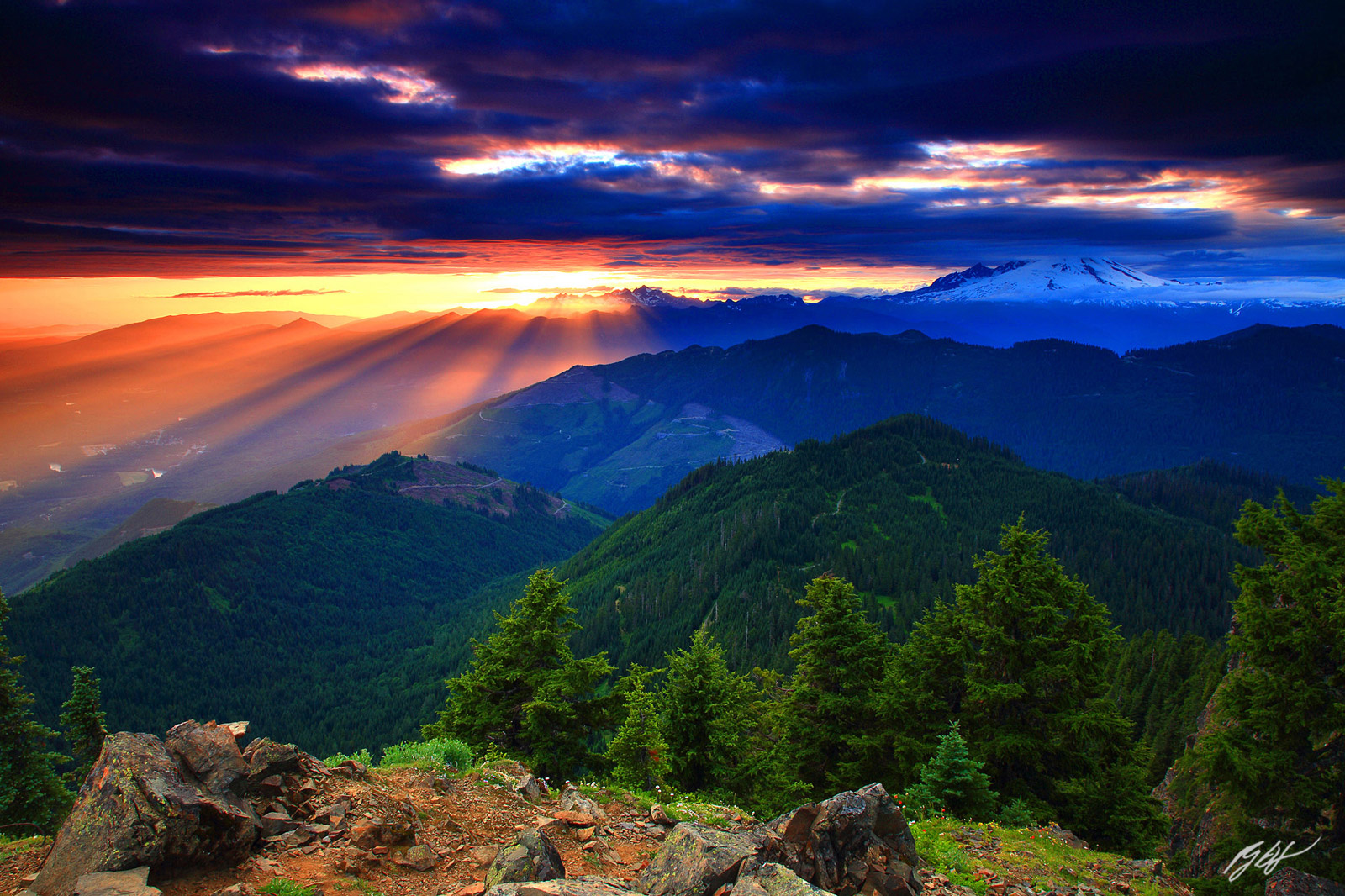 Sunset Light Rays with Mt Baker from Sauk Mountain Summit in Washington