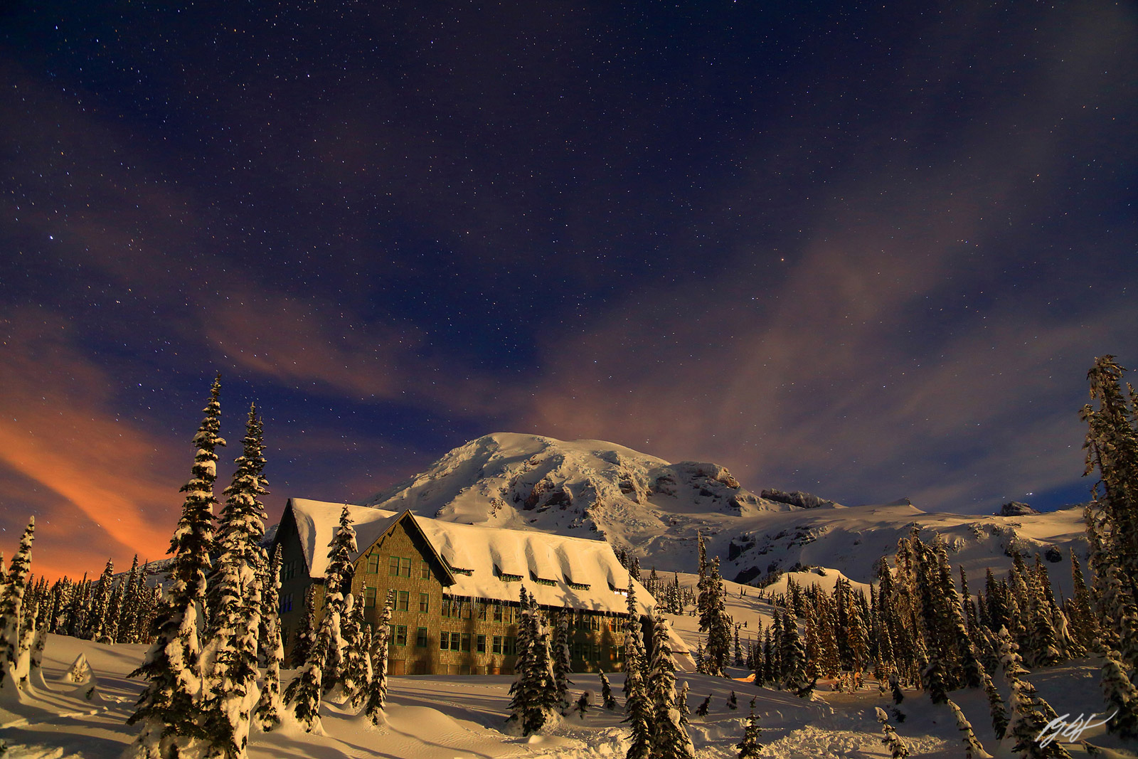 Paradise Lodge and Stars at Night in Mt Rainier National Park in Washington