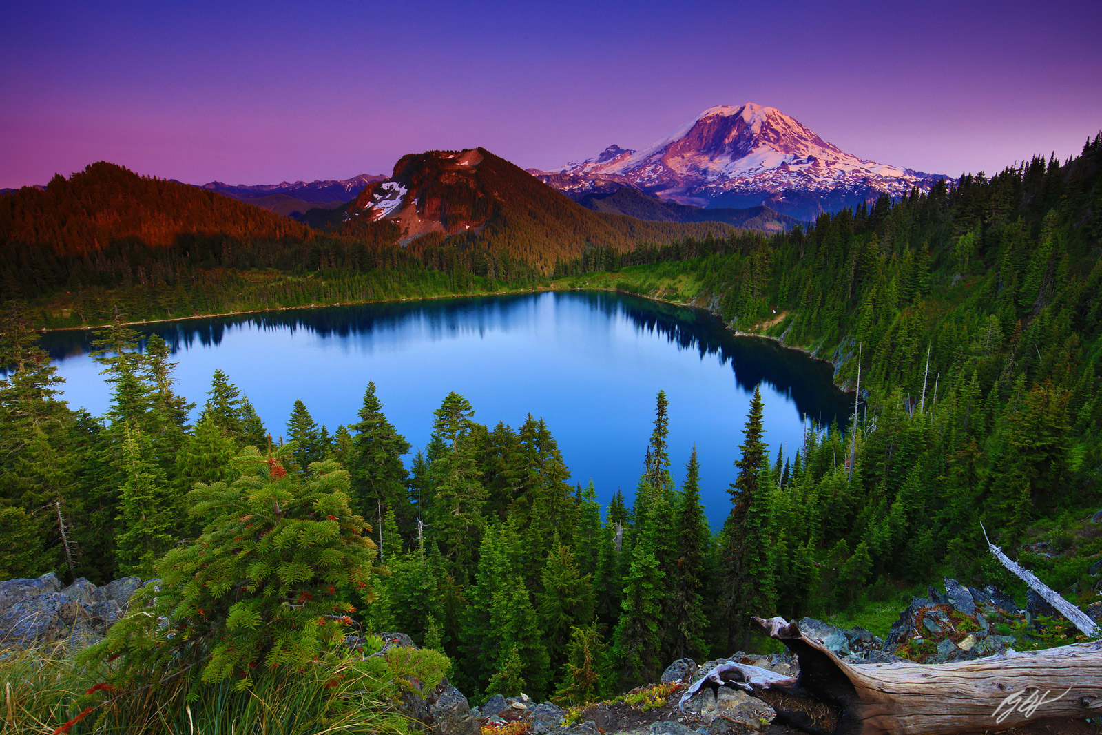 Sunset Mt Rainier over Summit Lake in the Clearwater Wilderness in Washington