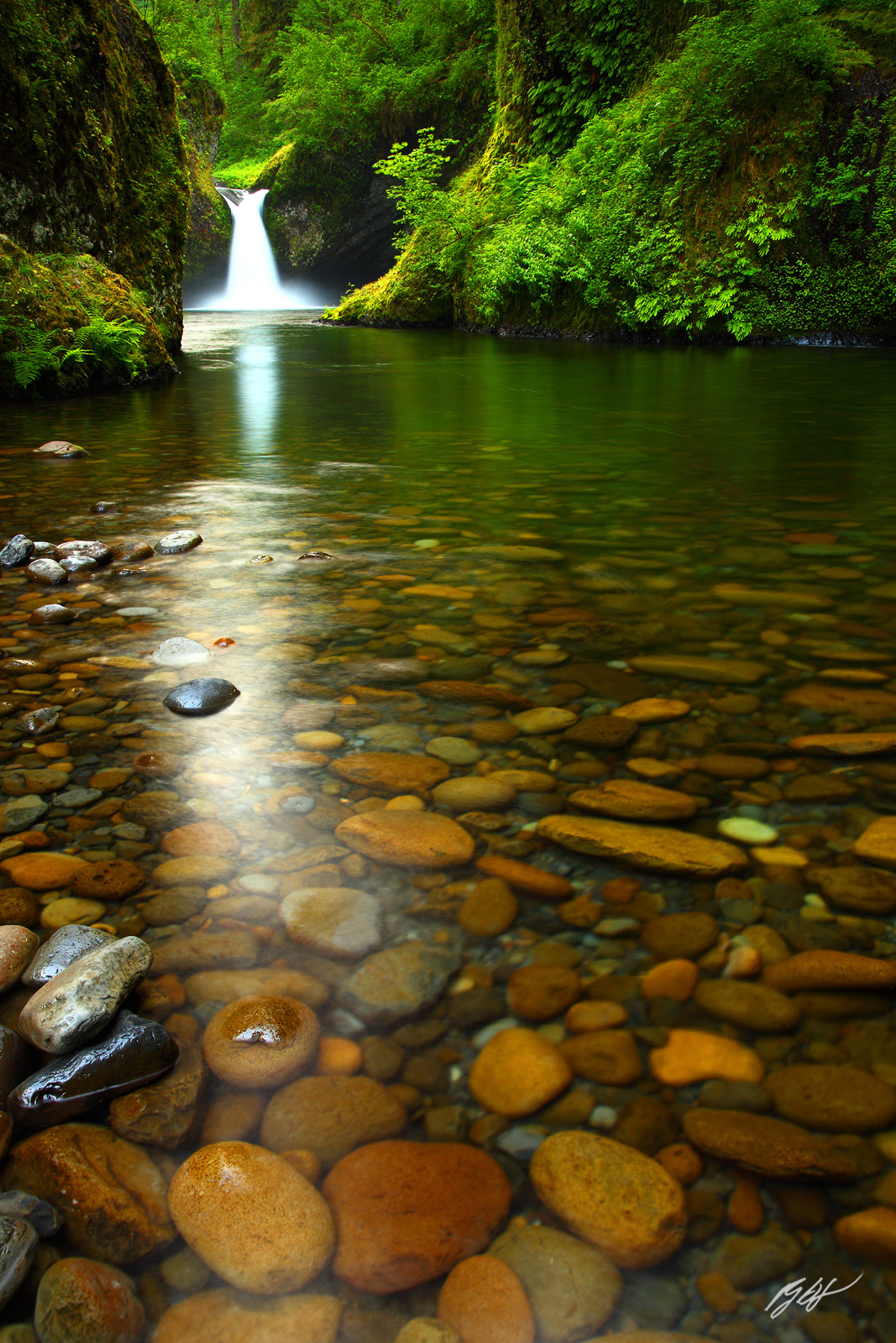 Punch Bowl Falls in the Eagle Creek Gorge in the Columbia River Gorge, Oregon