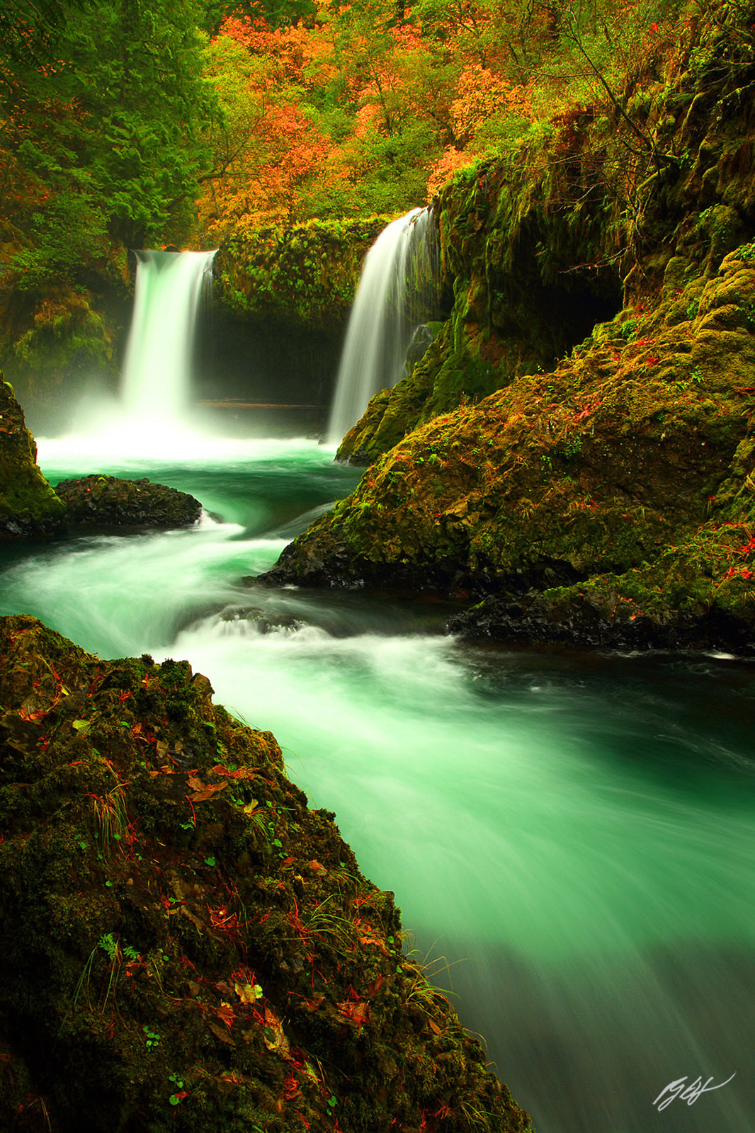Sprit Falls in Fall in the Columbia River Gorge in Washington
