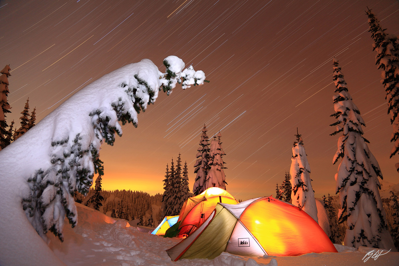 Star Trails and Winter Camp from Mt Rainer National Park in Washington