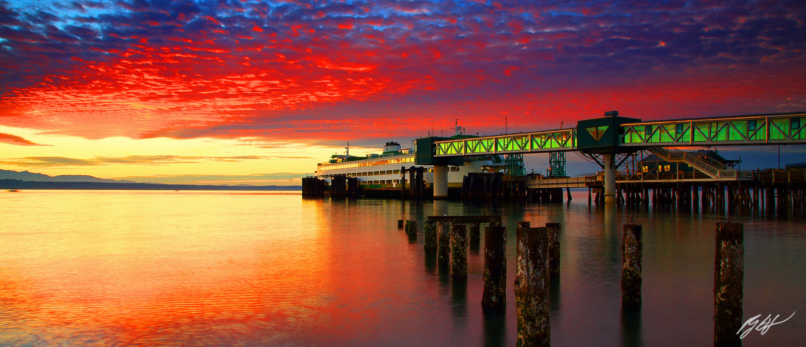 Sunset with the Edmonds Ferry at Dock, Edmonds Beach, Washington